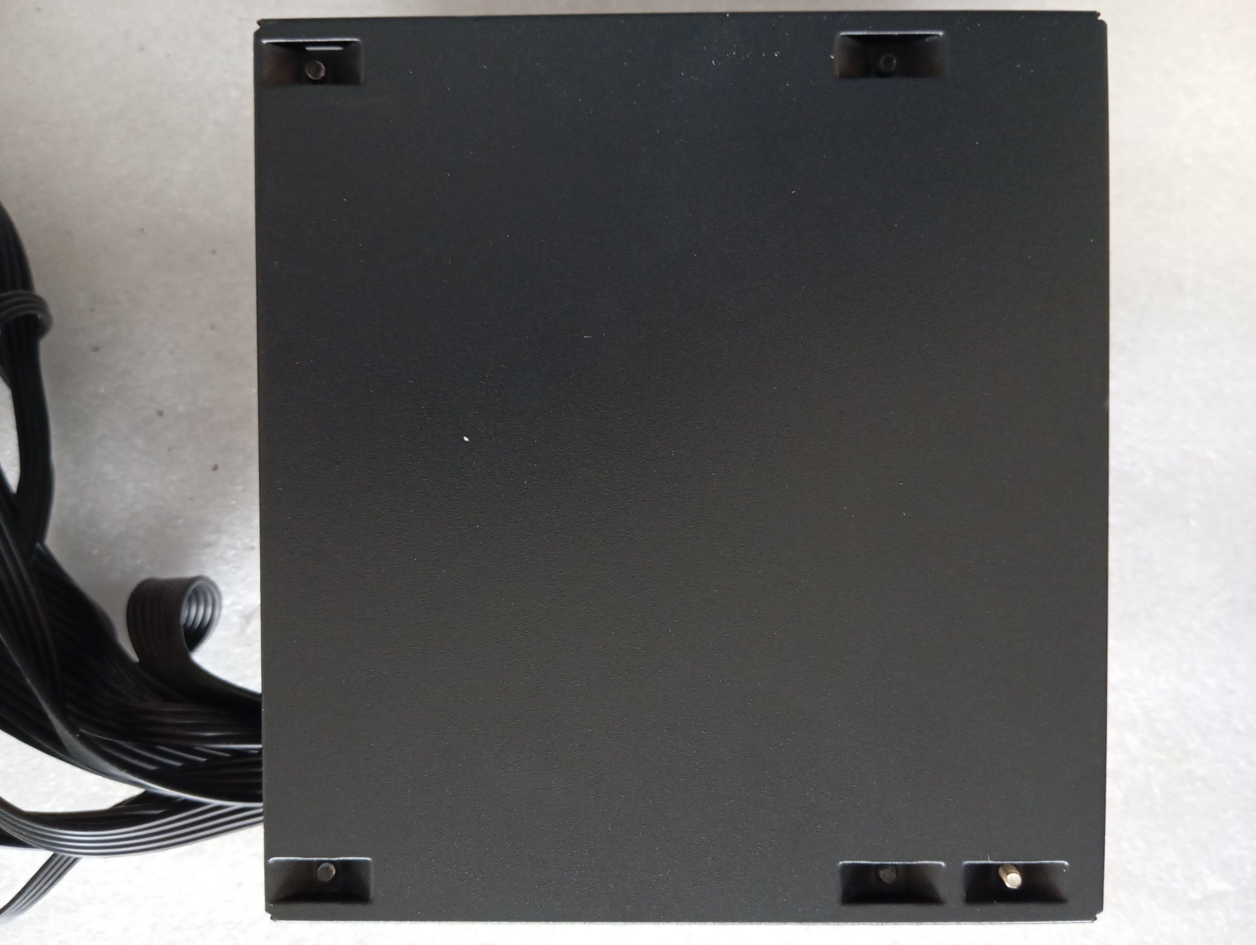 Refurbished Cooler Master MWE 600 White 230V - V2 Refurbished Cooler Master MWE 600 White 230V - V2